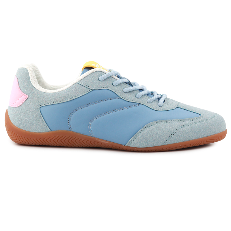 Women's casual shoes
