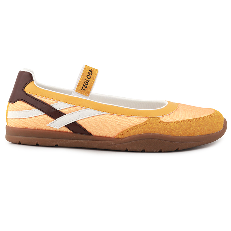 Women's casual shoes