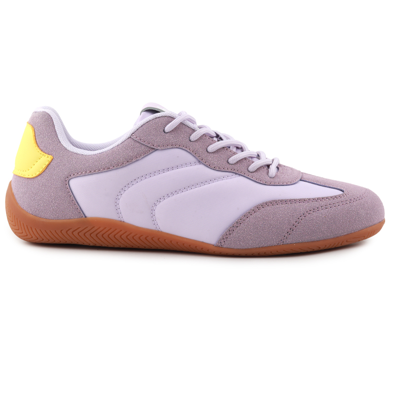 Women's casual shoes