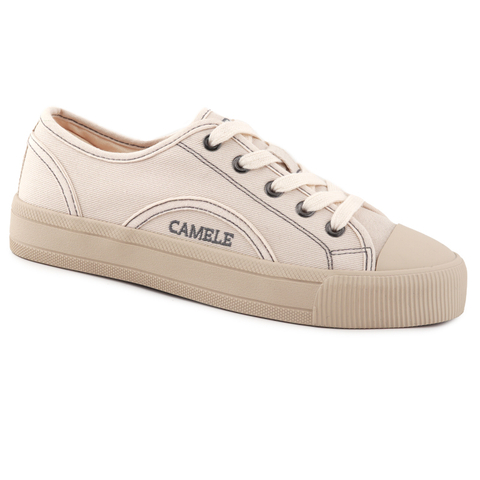 Women's casual shoes