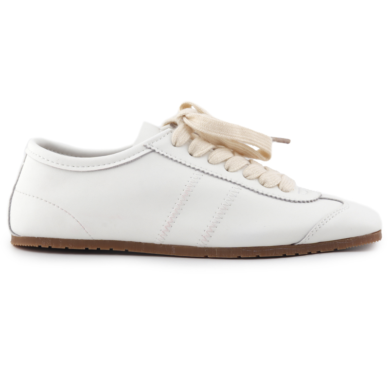 Women's casual shoes