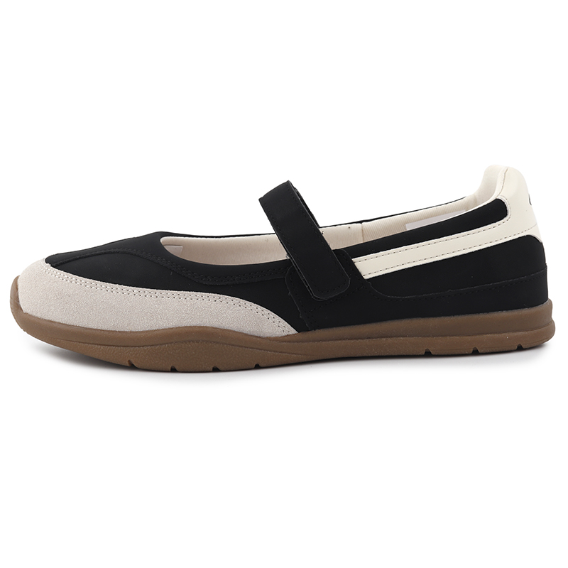 Women's Casual Shoes